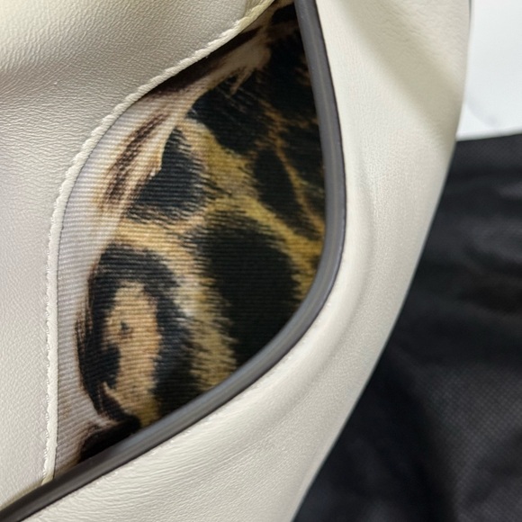 Roberto Cavalli Fang Bang Shoulder Bag White $1395 - Picture 3 of 10